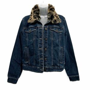 New York & Co SoHo jacket with detachable faux fur collar. Size M.